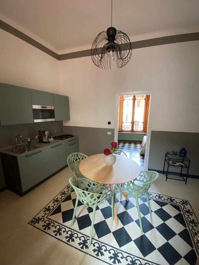 Blom Apartments Pisa Buitenkant foto