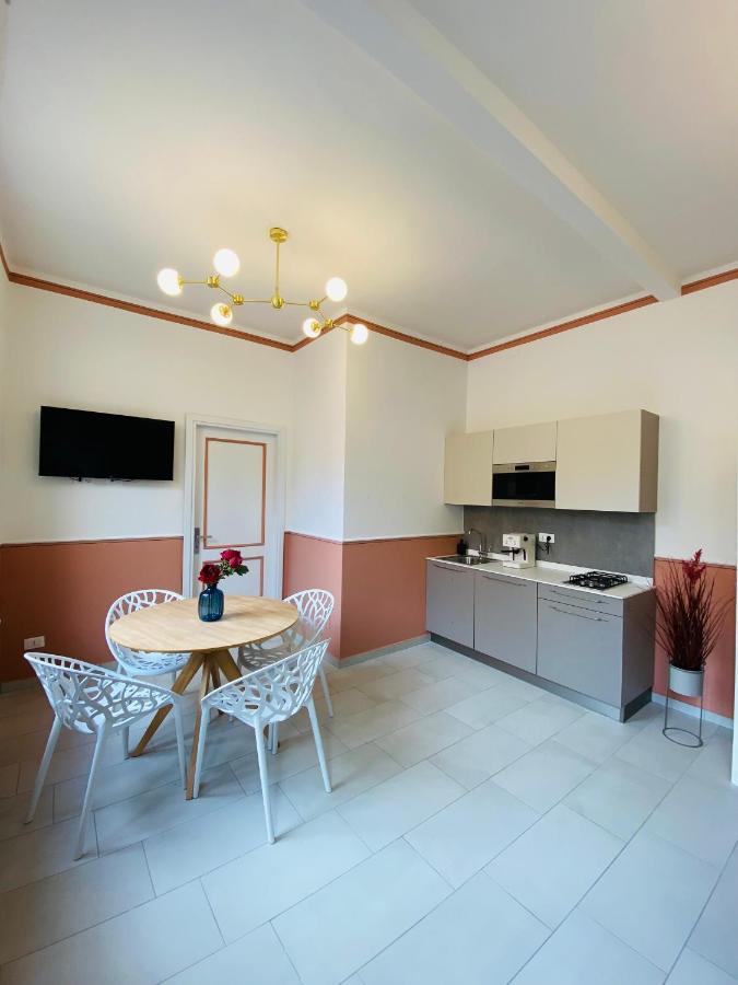 Blom Apartments Pisa Buitenkant foto