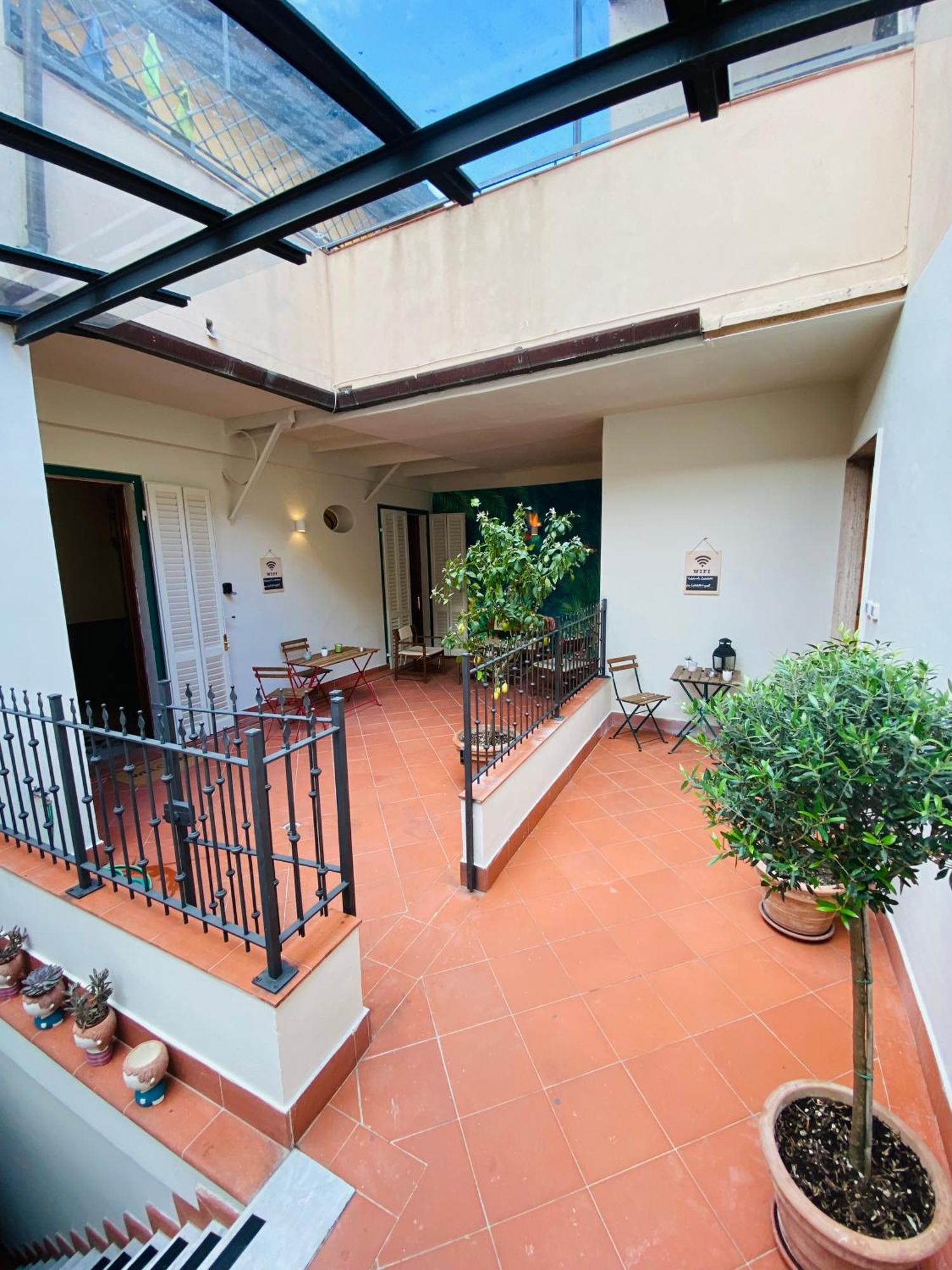 Blom Apartments Pisa Buitenkant foto