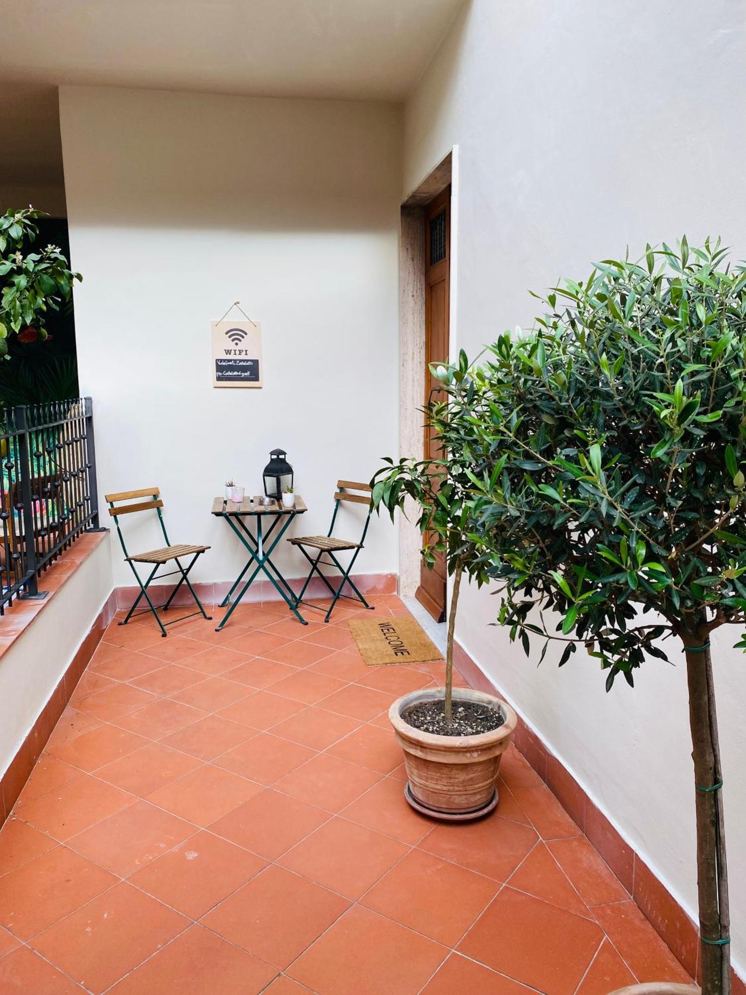 Blom Apartments Pisa Buitenkant foto